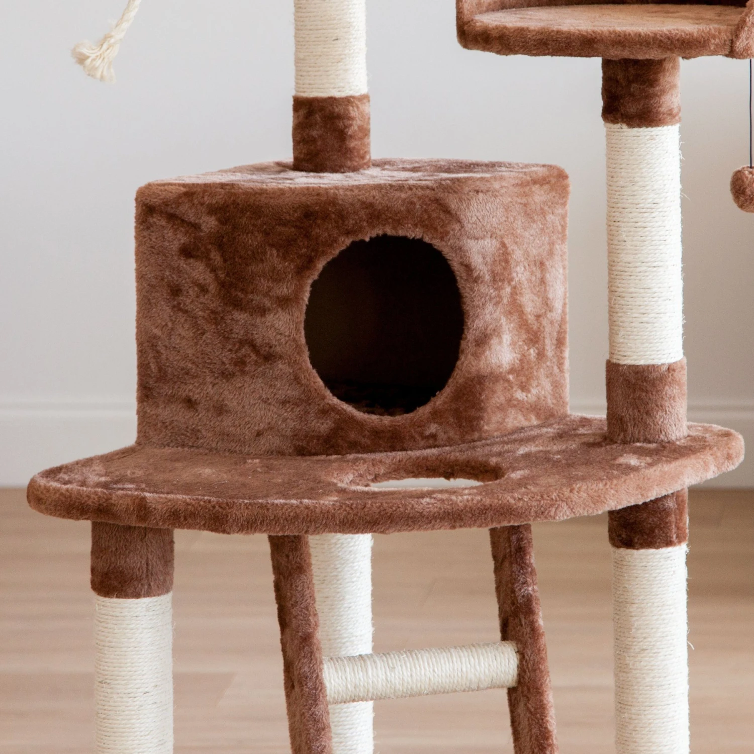 IRIS USA 47-in Plush Cat Tree - Image 5