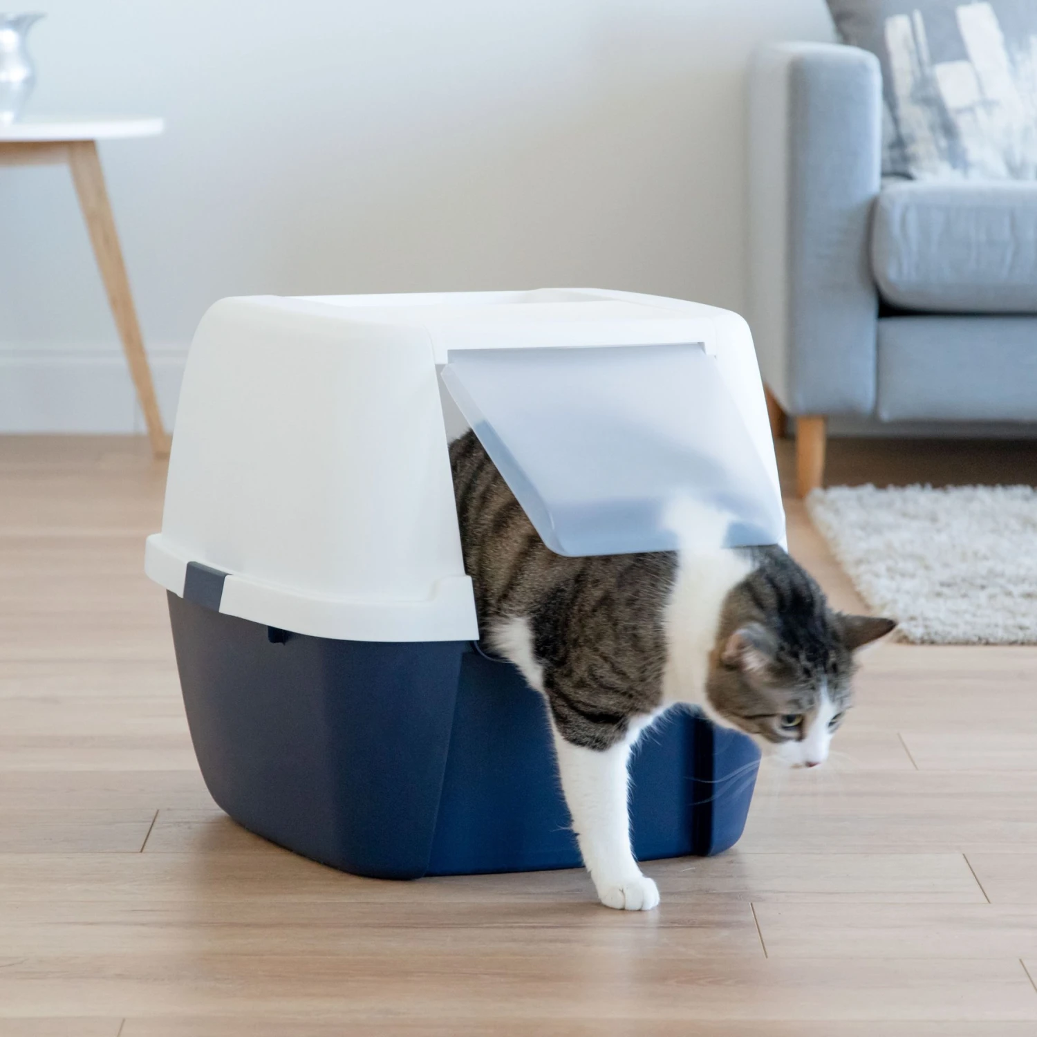 IRIS USA Jumbo Enclosed Hooded Cat Litter Box With Front Door Flap - Image 3