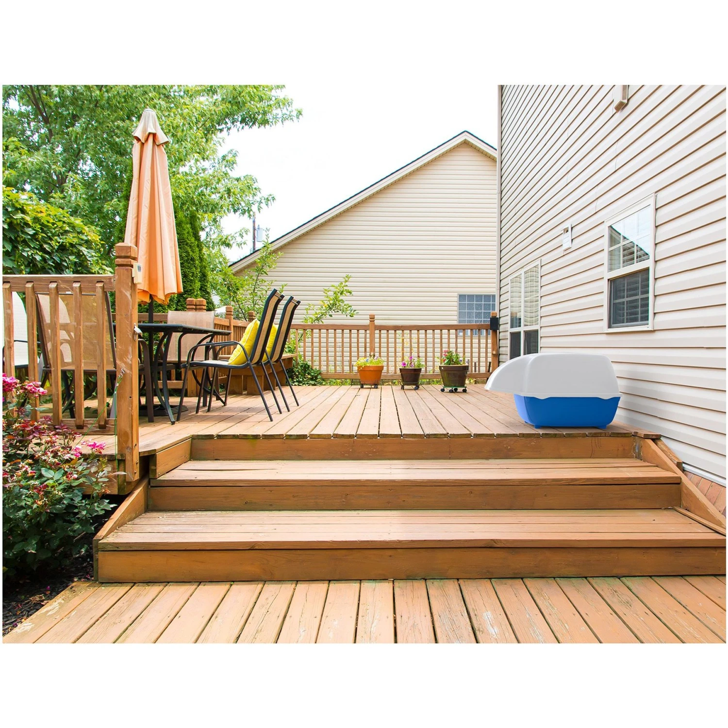 Ferplast Cosmic Outdoor Hooded Cat Litter Box - Image 2